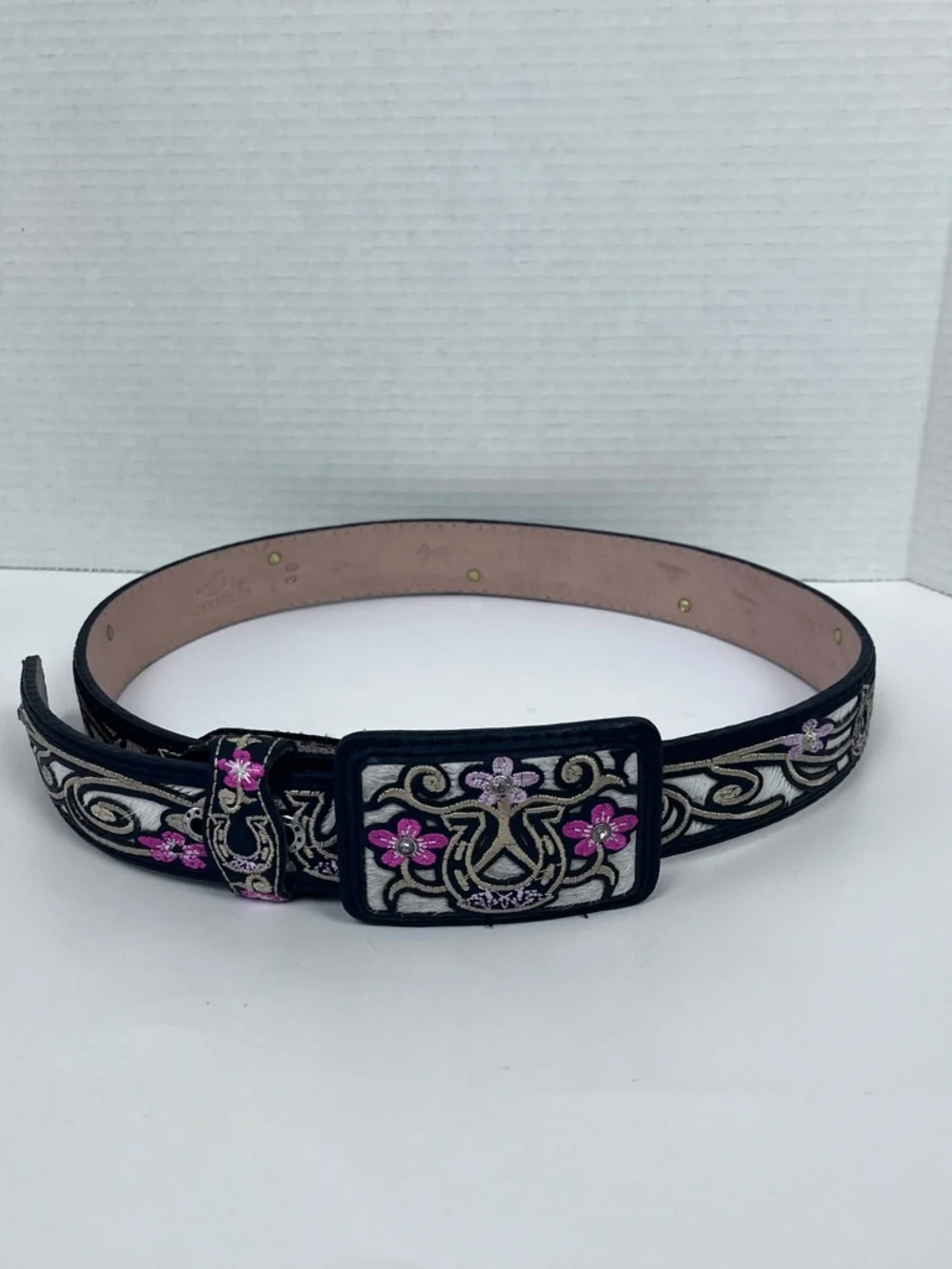 Women's Western Cowgirl Leather Belt withEmbroidered HorseShoe Floral Pattern 36